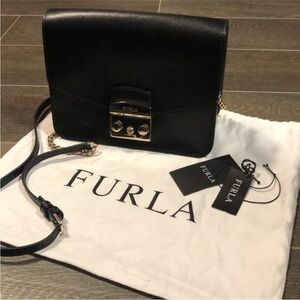 FURLA metropolis